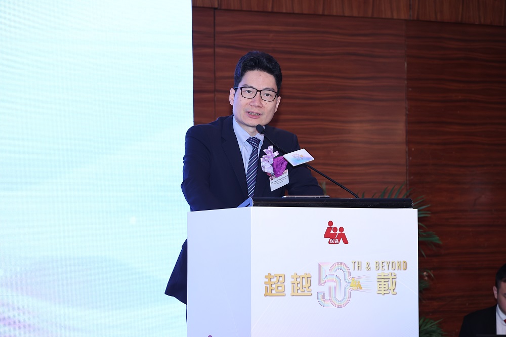 財經事務及庫務局副局長陳浩濂先生表示，2023年財政預算案當中表明，政府全力支持香港於國際金融界別的地位，而保險業的發展是當中重中之重。